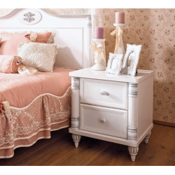 CHEVET ROMANTIC